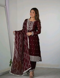 BLOOMING RANGOLI SILK FABRIC STRAIGHT FIT KURTA WITH DUPPTA SET,TROUSERS,READY TO WEAR•KB-273 - Maroon, M
