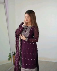 BLOOMING RANGOLI SILK FABRIC STRAIGHT FIT KURTA WITH DUPPTA SET,TROUSERS,READY TO WEAR•KB-273 - Purple, L