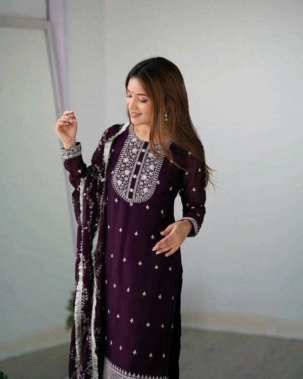 BLOOMING RANGOLI SILK FABRIC STRAIGHT FIT KURTA WITH DUPPTA SET,TROUSERS,READY TO WEAR•KB-273 - Purple, L