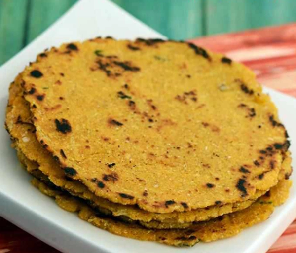 Aroohi Resturant Makki ki Roti 2pcs  - 5 to 7 inch diameter