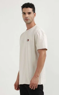 TOMMY HILFIGER Solid Cotton Round Neck Men's T-Shirt - XS