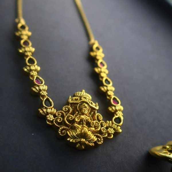 ANTIQUE TEMPLE NECKLACE WITH LAKSHMI DEVI PENDANT