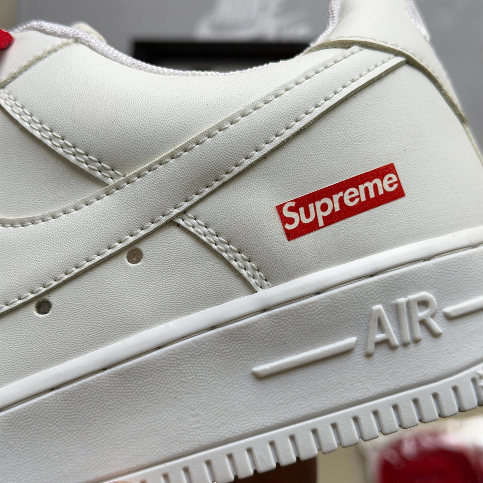 AF1Supreme6-1773831471444.jpeg