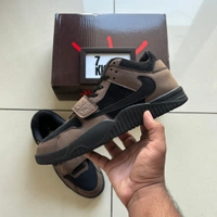 JUMPMAN DARK MOCHA - UK 8