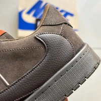 TRAVIS SCOTT VELVET BROWN - UK 8