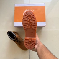 LEATHER TIMB BOOTS - UK 6