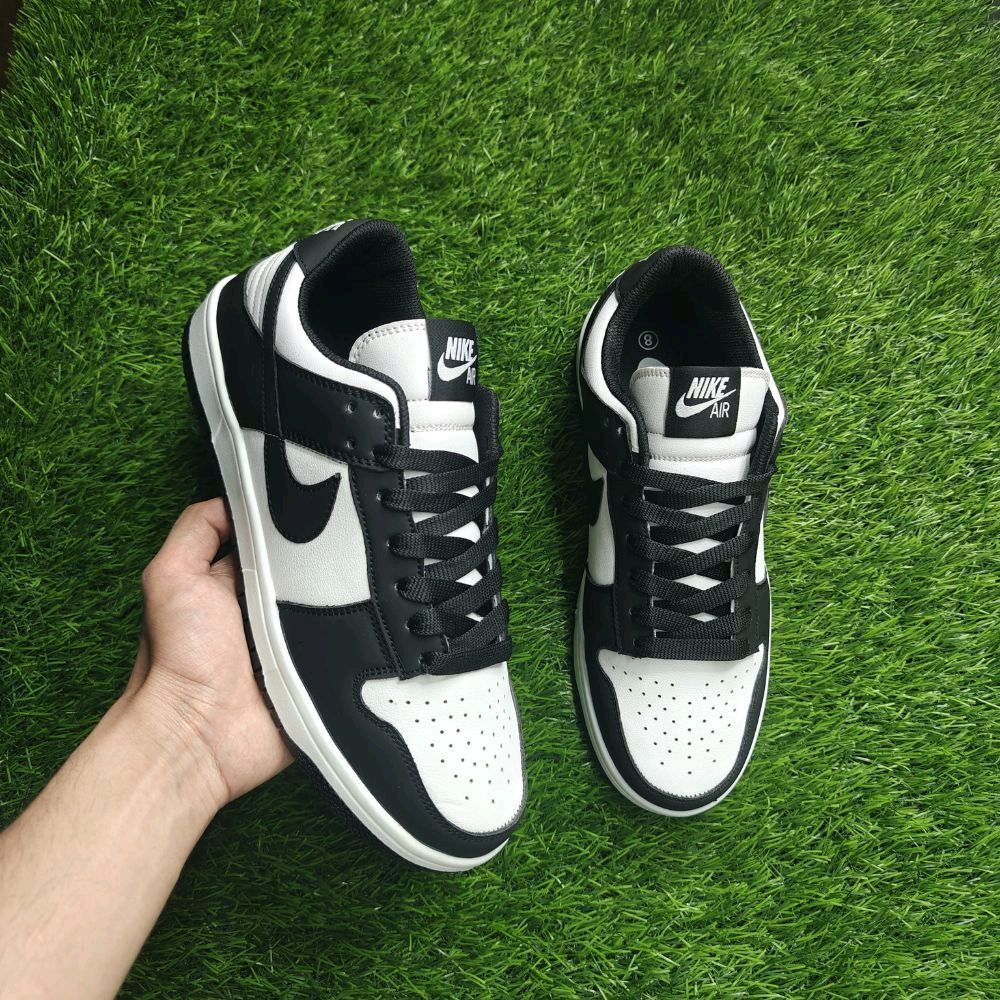 Dunk low panda
