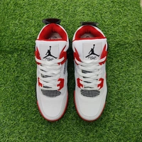 Retro 4 fire red - UK 6