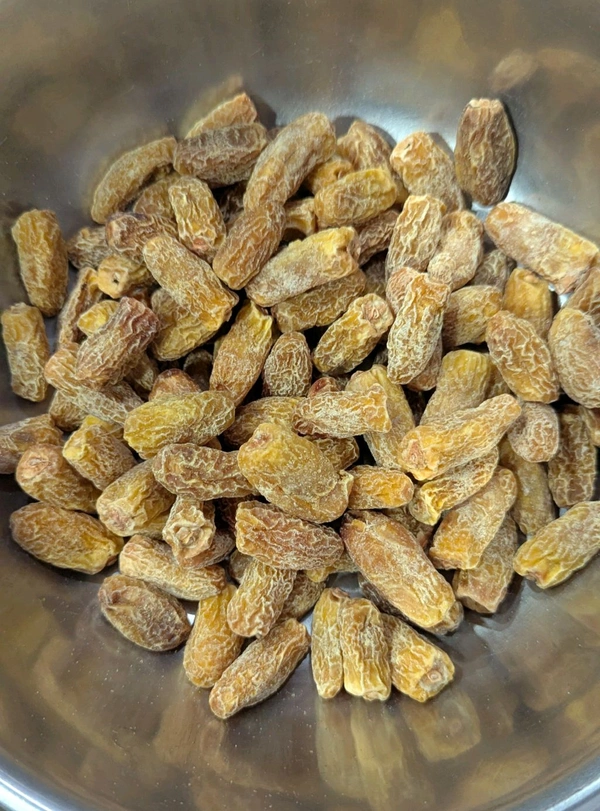 White Dry Dates Standard - 25