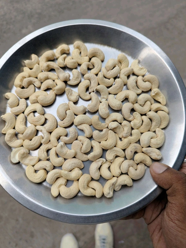 Cashew W320 - 10