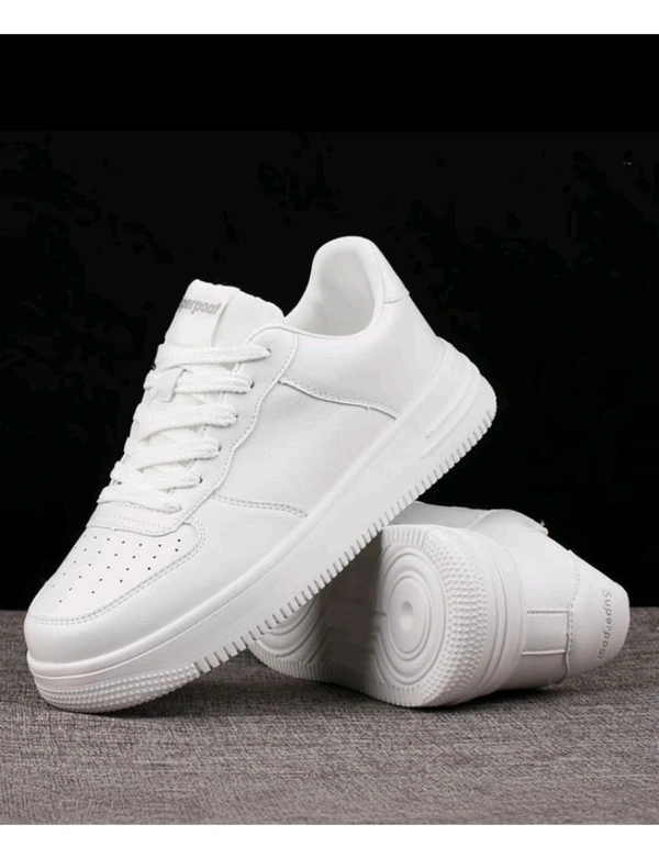 Labbin
Casual Sneakers White Outdoor Shoes For Boys And Men Sneakers For Men - White, 9