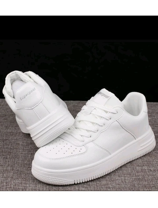 Labbin
Casual Sneakers White Outdoor Shoes For Boys And Men Sneakers For Men - White, 9