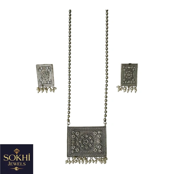 Sokhi Jewels Silver Replica Pendant & Earring Set – Handcrafted Ethnic Design with Pearl Accents Traditional Wear for Women