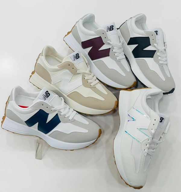 New Balance 327