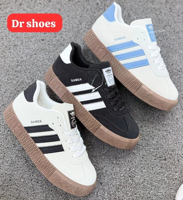 Men's Casual Sneakers.