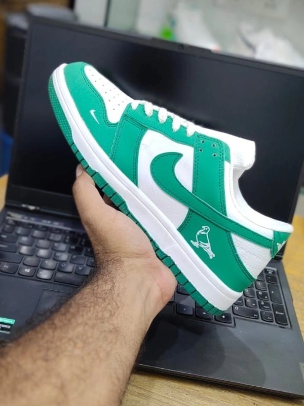 Knockoff Nike SB Dunk Low