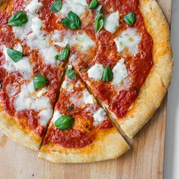 classic italian pizza