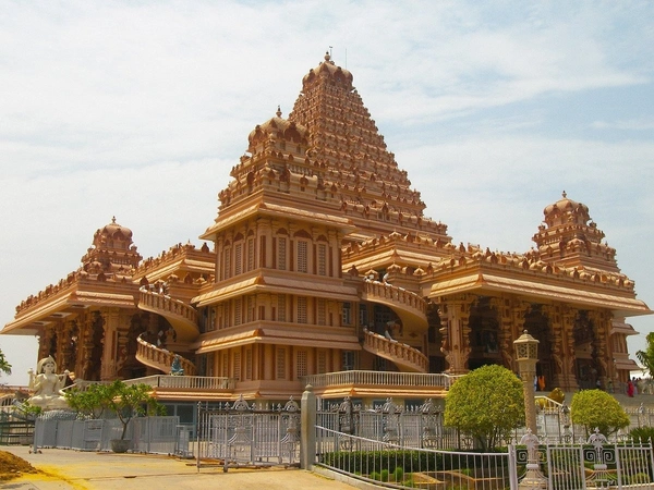 Chattarpur Mandir - Delhi
