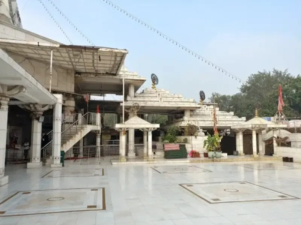 Jhandewalan Mata Mandir - Delhi
