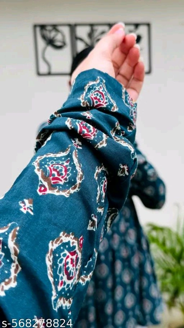 TRENDY COMBO / 2PACK SHORT KURTI COMBO Girls Trending Rayon Printed Short Kurta COMBO
Name: TRENDY COMBO / 2PACK SHORT KURTI COMBO Girls Trending Rayon Printed Short Kurta COMBO
Fabric: Cotton
Sleeve Length: Long Sleeves
Pattern: Printed
Combo of: Combo of 2
Country of Origin: India - M