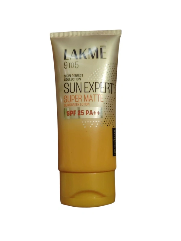 Hindustan Unilever Limited. Lakme Sun Expert Sunscreen Lotion - 50 ml.