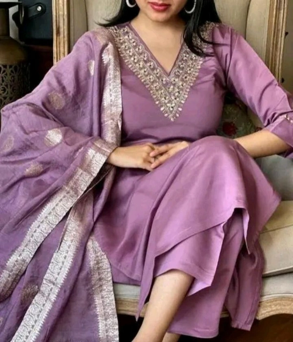 Purple Kurti Set With Dupatta And Pant | Golden Work  - Thistle, L