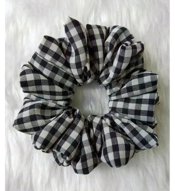 Blush Check Hair Scrunchies / Pack Of 6 - Medium