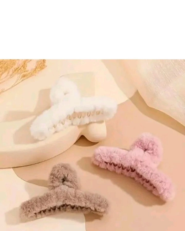 Pack Of 6 Fur Claw Clips 