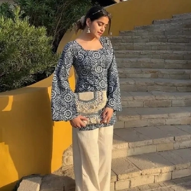 Short Kurti