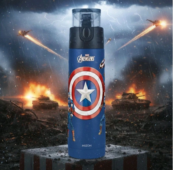 Milton Marvel Mighty Captain America Thermosteel Bottle - 750 Ml