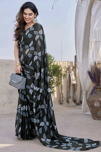 Mirchi Fashion Floral Print Daily Wear Chiffon, Georgette Saree (Black, Grey)