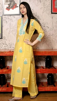 Gosriki Women Cotton Blend Kurta Palazzo Attached Dupatta Set - S