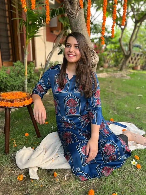 Hardikfab Rayon Blue Kurti with Pant, Block Print 3/4 Sleeves Knee Length Round Neck Kurta Set for Women & Girls - L