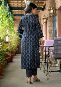 Shriya Women's Kurta Pant Dupatta Sets - S