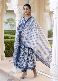 Shriya Women's Viscose Rayon Kurta Pant Dupatta Set - S