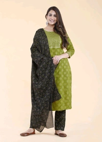 Shriya Fashion Printed Kurta Set - S