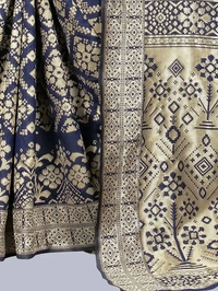 Banarasi Silk Saree With Blouse Piece - Pelorous