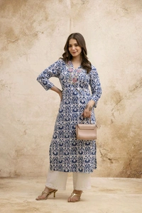 Women Embroidered Cotton Blend Straight Kurta (Multicolor) - L