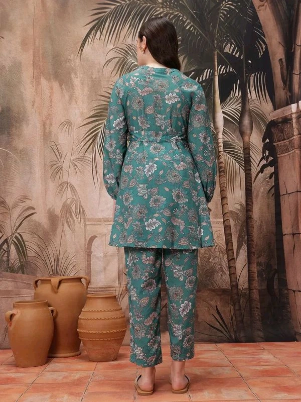 Sangria Floral Print 2-Piece Co-Ords - XL