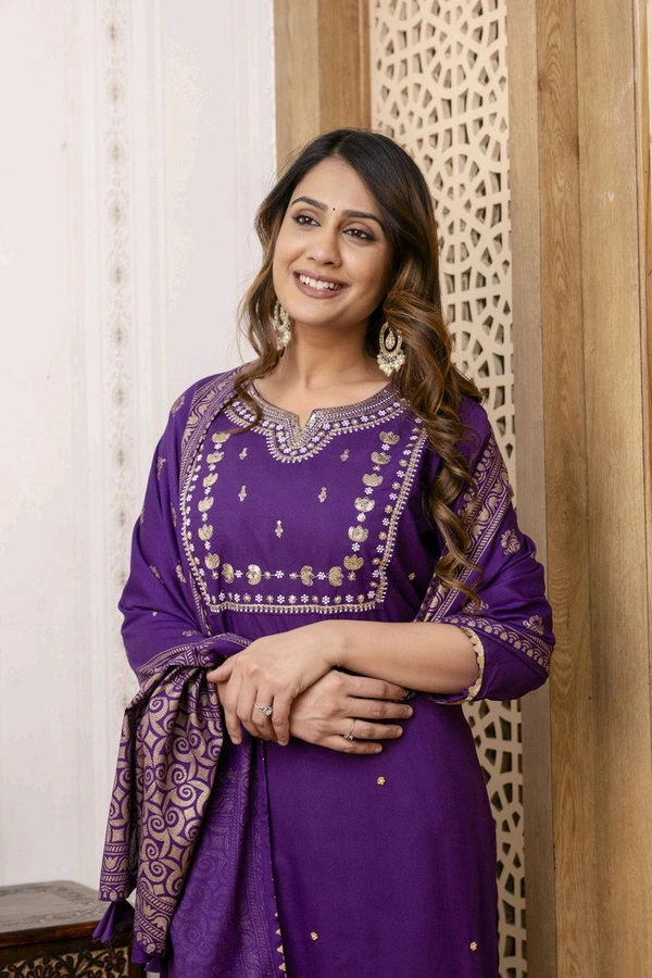 River Of Cloth River of cloth Embroidery Straight Kurta Set Embroidered Kurta, Trouser/Pant & Dupatta Set - XL