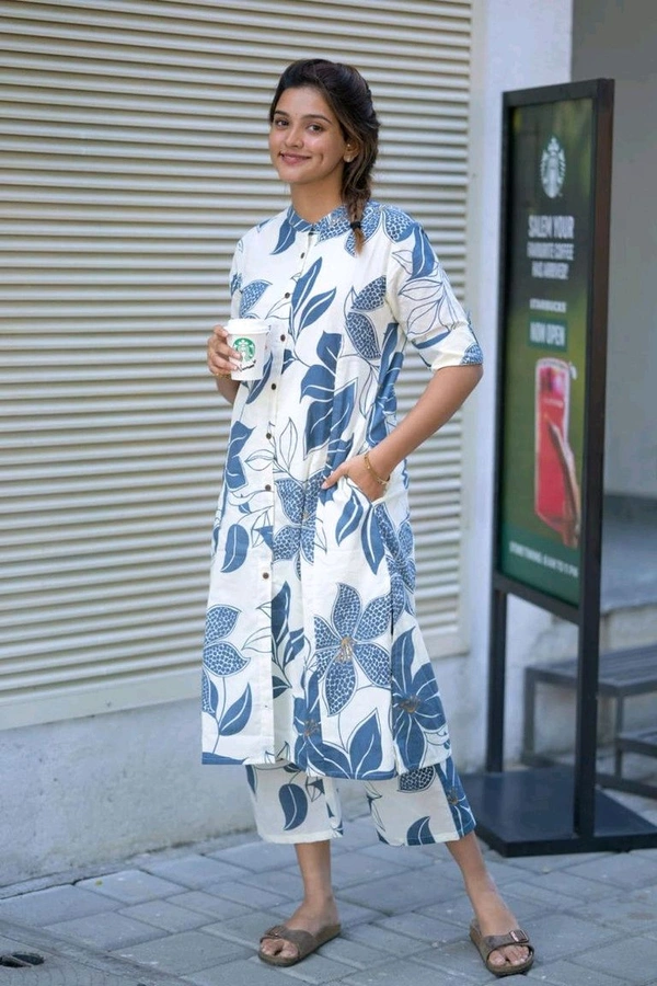 Pasovi Women Kurta Palazzo Set - M