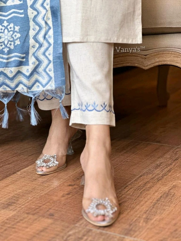 TRAHIMAM Embroidered Kurta, Trouser/Pant & - Xl