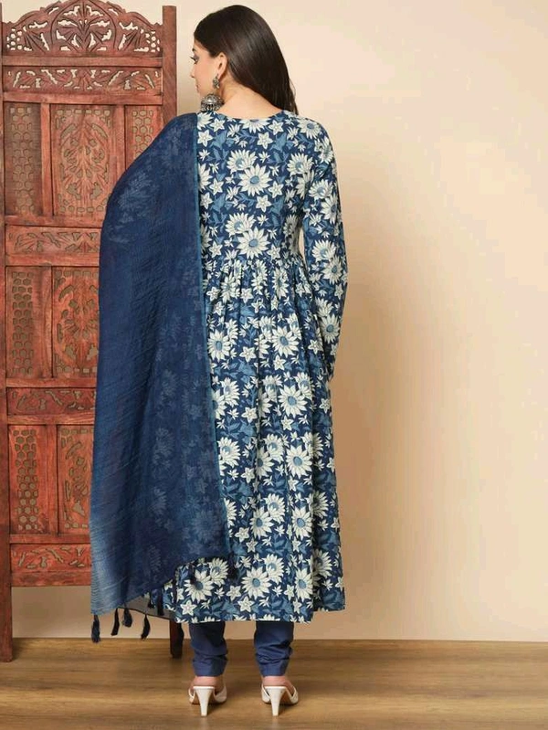 VBUYZ Women Pure Cotton Kurta Pant Dupatta Set - XL