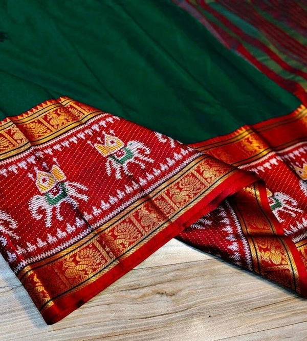 SuperLaxmi Temple Border, Woven Narayanpet Cotton Silk Saree (Green)