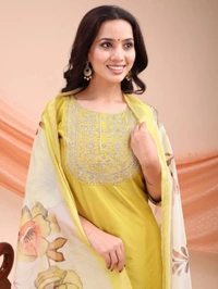 AYUKTA INTERNATIONAL
Women Art Silk Kurti Pant Dupatta Set - 3XL