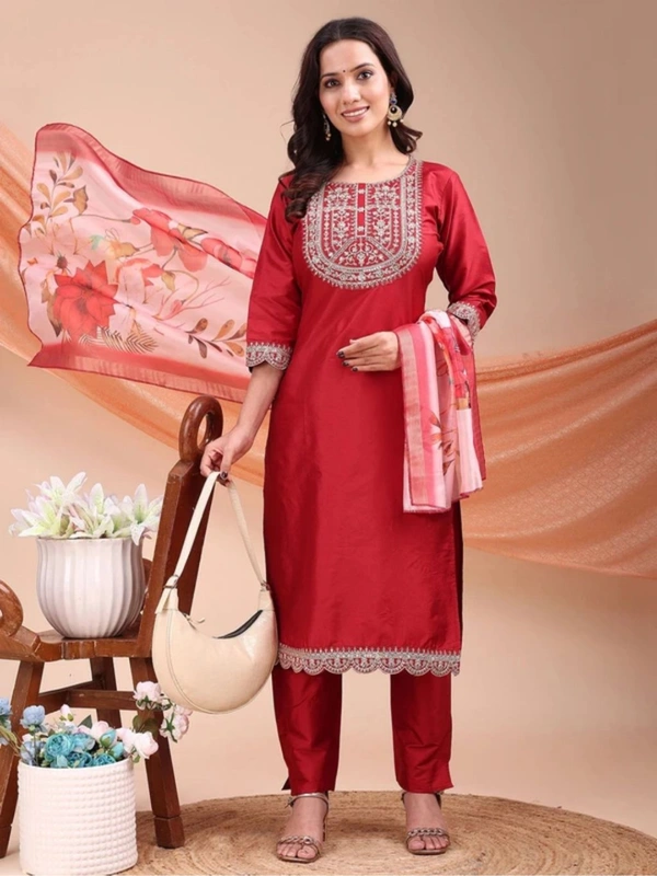 AYUKTA INTERNATIONAL
Women Art Silk Kurti Pant Dupatta Set - 3XL