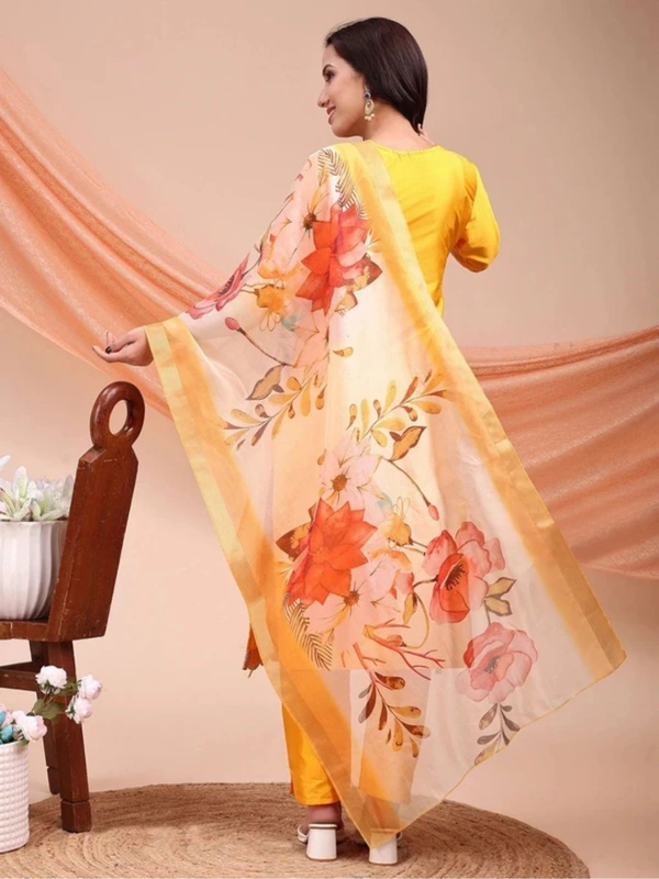 AYUKTA INTERNATIONAL
Women Art Silk Kurti Pant Dupatta Set - M