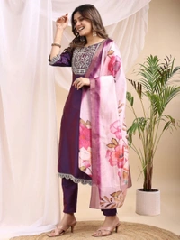 AYUKTA INTERNATIONAL
Women Art Silk Kurti Pant Dupatta Set - L