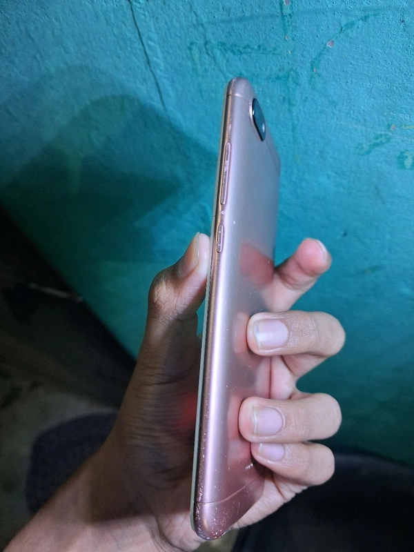 Redmi 6A (2GB/32GB) – Budget-Friendly, Fully Checked Second-Hand Phone - Brandy Punch, 6.3 Inch