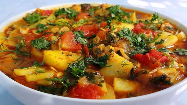 Alu Tomato Curry - Full